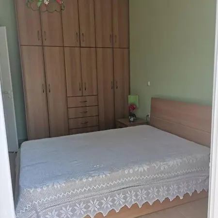 Katherine Laganas Apartament